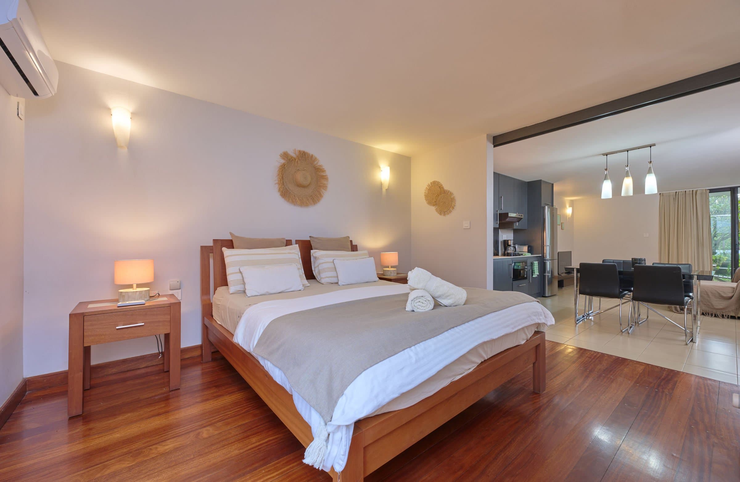 Charming 1-Bedroom Garden Apartment Near Mont Choisy Beach